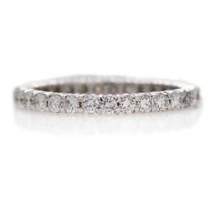 Diamant alliancering af 18 kt. hvidguld prydet med talrige brillantslebne diamanter på i alt ca. 0.80 ct. Str. 52. Milano, ca. 2010.