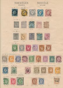 Norge. 1855-1920. Gammel samling på 2 albumsider med bl.a. 19 stk. Skillingsmærker.