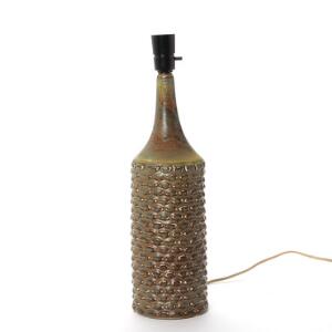 Axel Salto Bordlampe af stentøj, modelleret i knoppet stil. Dekoreret med solfataraglasur. H. ekskl. fatning 40,5.