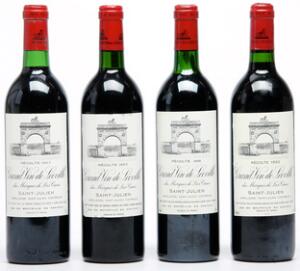 1 bt. Château Léoville Las Cases, Saint - Julien. 2. Cru Classé 1983 A hfin.  etc. Total 4 bts.