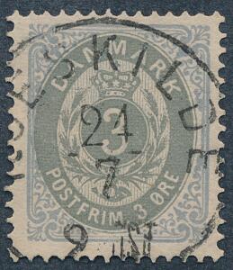 1875. 3 øre ultramarin. PRAGT-stemplet eksemplar, annulleret med retvendt stempel ROESKILDE 24.7.2POST