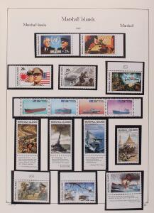 Marschall Islands og Micronesia. Velfyldt postfriskubrugt samling fra 1984-1996 i springbind. Tilsyneladende komplet samling incl. mange miniark, blokke og hæf