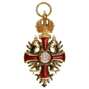 Østrig, Franz Joseph - orden, guld med emalje, løkke indpunslet med stempler, 57 x 30 mm ekskl. løkke