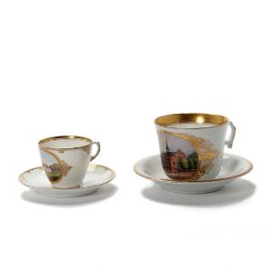 To par kopper af porcelæn, dekoreret i farver og guld med københavnske prospekter. BG og Kgl. P. 19. årh. 4 dele