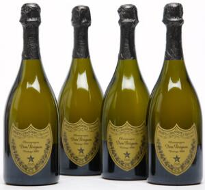 12 bts. Champagne Dom Pérignon, Moët et Chandon 1999 A hfin. Oc.