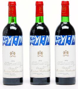 3 bts. Château Mouton Rothschild, Pauillac. 1. Cru Classé 1976 AB ts.