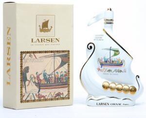 1 bt. Larsen Fine Champagne Cognac Oc.