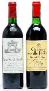 1 bt. Château Léoville Las Cases, Saint - Julien. 2. Cru Classé 1982 A hfin.  etc. Total 2 bts.