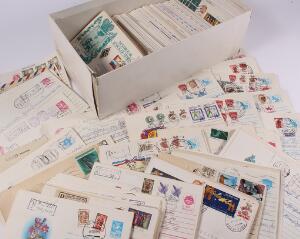 SovjetunionenBaltikum. Skotøjsæske med ca. 500 breve fra CCCPEstlandLetlandLithauen.