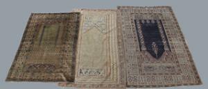 Tre antikke Anatolske bedetæpper. 180 x 131. 155 x 114silke. 174 x 111. 1890-1920.3