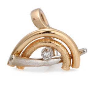 Per Borup Diamantring af guld- og hvidguld prydet med brilliantslebet diamant på ca. 0,08 ct. Farve. Wesselton. Klarhed. VS. Str. 52. Vægt. 12 g. Ca. 1990-2000