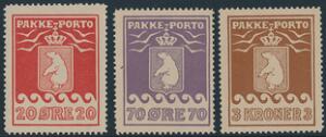 19151930. 3 ubrugte Pakkeporto, 70 øre, violet, uden gummi. AFA 2300