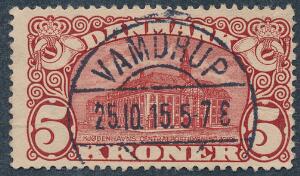 1912. 5 kr. Posthus, brunrød. Vm.III. Med helt retvendt LUXUS-stempel VAMDRUP 25.10.15. Sjældent stempel på dette mærke.