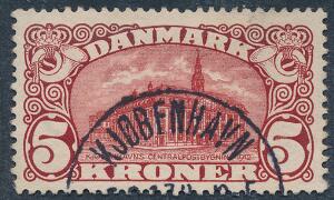 1912. 5 kr. Posthus, brunrød. Vm.III. LUX-stempel KJØBENHAVN