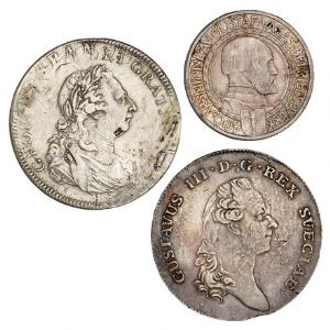Sverige, Gustav III, riksdaler 1783, SM 49, Gustav V, 2 kr 1921, SM 9, England, Bank Token, 5 shilling 1804, 3 stk., alle med monteringsspor