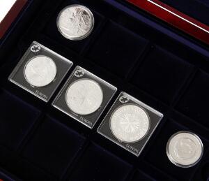 Danmarks historie sølvmedaillesamling fra mønthuset, 13 stk 4 euromønter i sølv, i æske. 17