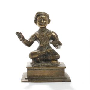 Indisk figur af patineret bronze. 19. årh. H. 12.