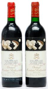 2 bts. Château Mouton Rothschild, Pauillac. 1. Cru Classé 1986 A hfin.