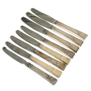 Funkis. Sæt på 3 middagsknive, 4 frokostknive og frugtkniv med skafter af sølv. Horsens Sølvvarefabrik, 1960erne. 8
