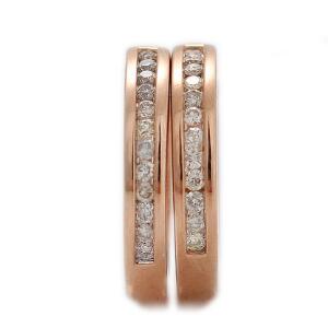 Et par diamantørestikker af 14 kt. pink guld creolmodel hver prydet med brillantslebne diamanter. Diam. ca. 2 cm. 2