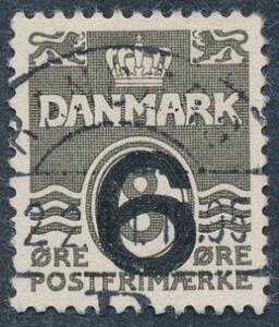 1940. Provisorium. 68 øre, grå. TYPE I. PRAGT-mærke med retvendt stempel RANDERS 2.2.41. Et sjældent mærke i denne kvalitet. AFA 750