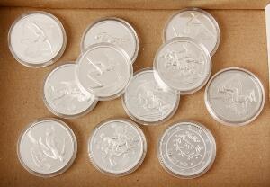 Grækenland, lille samling af 10 EURO sølvmønter 2004 slået i anledning af de Olympiske Lege, i alt 11 stk., Ag, ca. 380 g 9251000