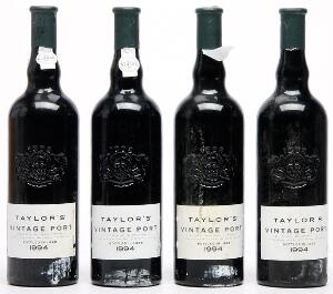 8 bts. Taylors Vintage Port 1994 A hfin.