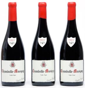 3 bts. Chambolle Musigny Vieille Vigne, Domaine Fourrier 2007 A hfin.