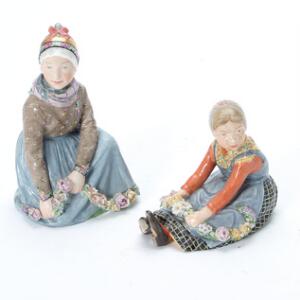 Carl Martin-Hansen To egnsfigurer af porcelæn. Jylland og Fanø. Juliane Marie mærket. Royal Copenhagen. H. 9-14 cm. 2