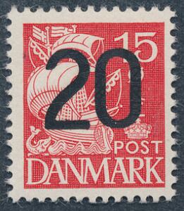 1940. 2015 øre, rød, type IIA. Flot postfrisk eksemplar. AFA 3500. Attest Nielsen