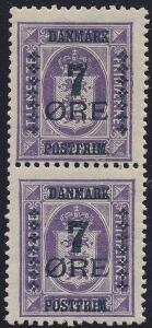 1926. 715 øre, violet. Postfriskt parstykke med variant Bredt E i øre