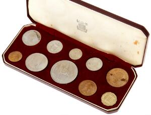 England, Elizabeth II, 1952-Præsentations Kroningssæt. Første Udgave,  London Mint, dateret 1953 - indeholder 10 mønter