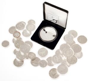 Endangered Wildlife møntserie fra forskellige land, proof-mønter i sølv, 36 stk inkl. 2 dubletter