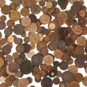 England, større samling af 14 og 12 farthing, farthing, 12 penny og penny mønter fra George III, Victoria, Georg V og VI, Elizabeth II, i alt 271 stk.