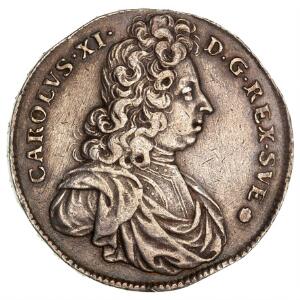 Sverige, Karl XI, 8 mark 1695, SM 64, kantstød