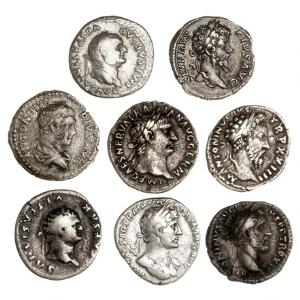 Romerske kejserdømme, 8 denarer fra Vespasian, Titus, Trajen, Hadrian, Antoninus Pius, Marcus Aurelius, Septimius Severus og Caracalla