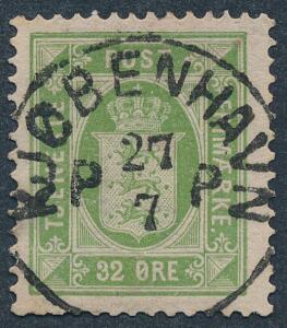 1875. 32 øre, gulgrøn. Med helt perfekt retvendt LUXUS-stempel KJØBENHAVN 27.7.