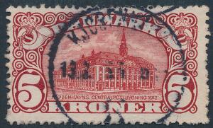1912. 5 kr. Posthus, brunrød. Vm.III. Stemplet mærke med variant manglende kantsten foran dør i facade. AFA 3800.