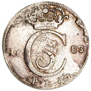 Norge, Christian V, 4 mark  krone 1683, NM 77, H 55, loddespor, pudset
