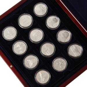 USA, samling one ounce dollar Ag erindringsmønter 1984 - 2007, i alt 36 stk. i kasse fra Mønthuset Danmark