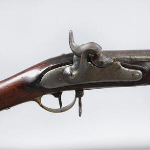 Slesvig-Holstensk musket ex prøjsisk M1809 perkussioneret med påloddet knast. 1