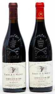 2 bts. Chateauneuf-du-Pape Cuvée de la Reine des Bois, Domaine de la Mordorée 2001 A hfin.