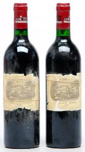 2 bts. Château Lafite Rothschild, Pauillac. 1. Cru Classé 1987 A hfin.