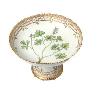 Flora Danica - opsats af porcelæn, dekoreret i farver og guld med blomster. Nr. 3588. Royal Copenhagen. H. 14 cm. Diam. 21 cm.