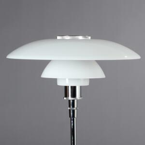 Poul Henningsen PH 4½3½ . Standerlampe med skærme af hvidt opalglas, skruebensophæng, forkromet stel. Udført hos Louis Poulsen. H. 128.