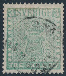 1855. 3 Sk. Bco, grøn. Smukt udseende mærke, let optakket. Facit 42000