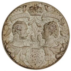 Guldbryllupsmedaille - Kong Christian IX og Dronning Louise 1842 - 26 maj - 1892, Christensen, C., britanniametal, Bergsøe 1302, 65 mm, 122 g