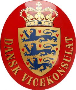 Emailleskilt, ovalt, 65 x 77 cm, Dansk Vicekonsulat, kronet lille rigsvåben, enkelte ar i emaille