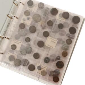 Album med samling af diverse antikke mønter i varierende kvalitet, Norge, 8 skilling 1708, NM 29, H 6B, diverse andre skillingsmønter samt nyere mønter
