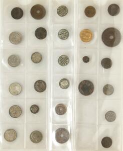 Sverige, 10 kr 1874, SM 25A, F 94, diverse danske skillingsmønter samt en enkelt Trankebar mønt, i alt 28 stk. i varierende kvalitet